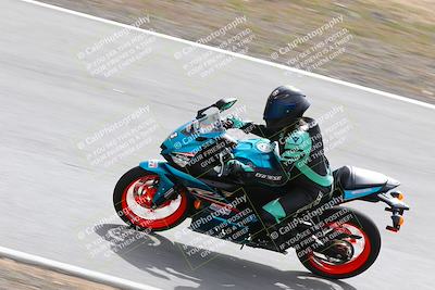 media/Mar-05-2023-TrackXperience (Sun) [[a95d40e56a]]/Group 2/session 2 turn 4/